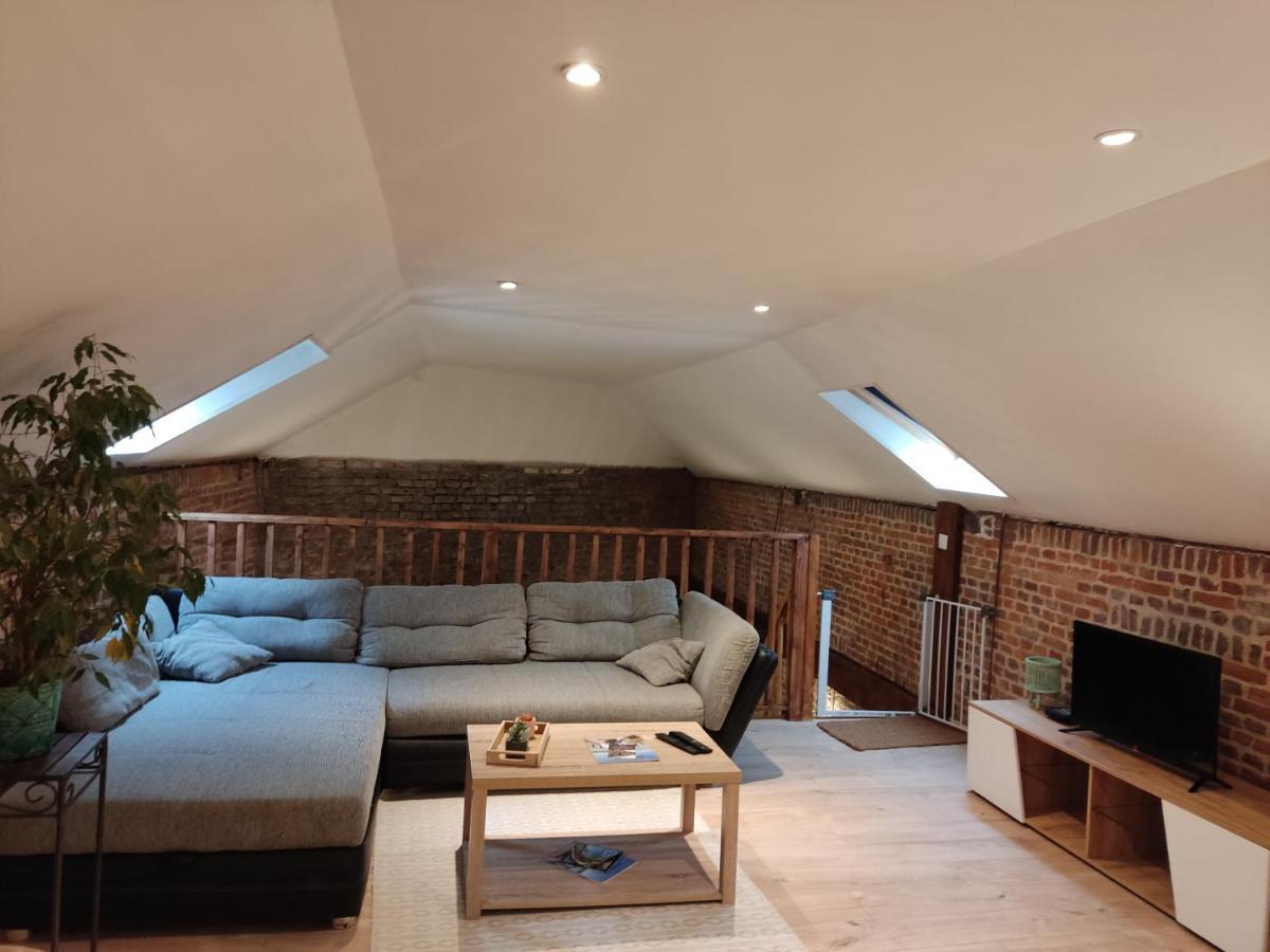Bed and Breakfast La Demeure Avesnoise Wignehies Exterior foto
