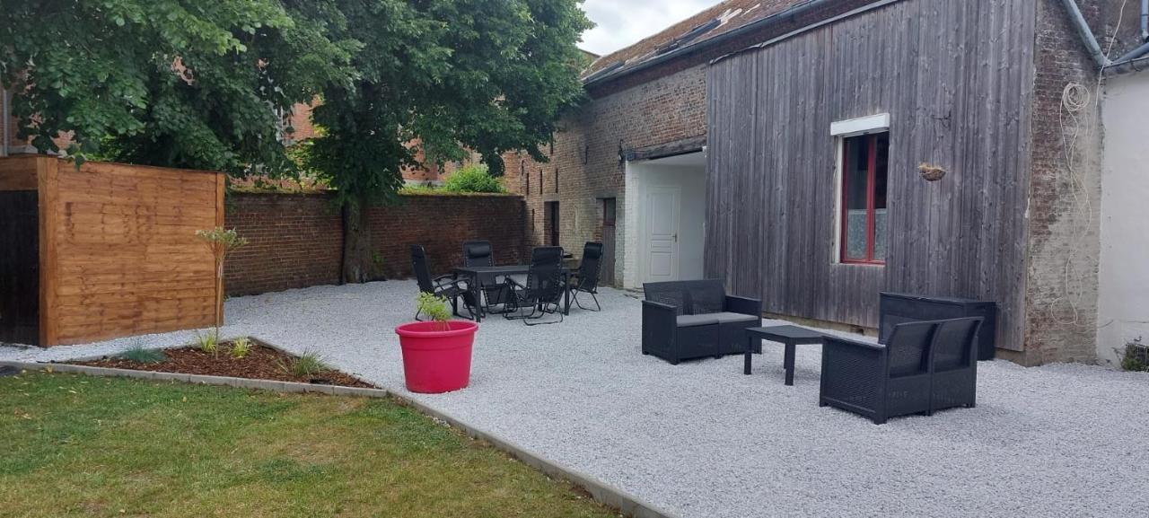 Bed and Breakfast La Demeure Avesnoise Wignehies Exterior foto