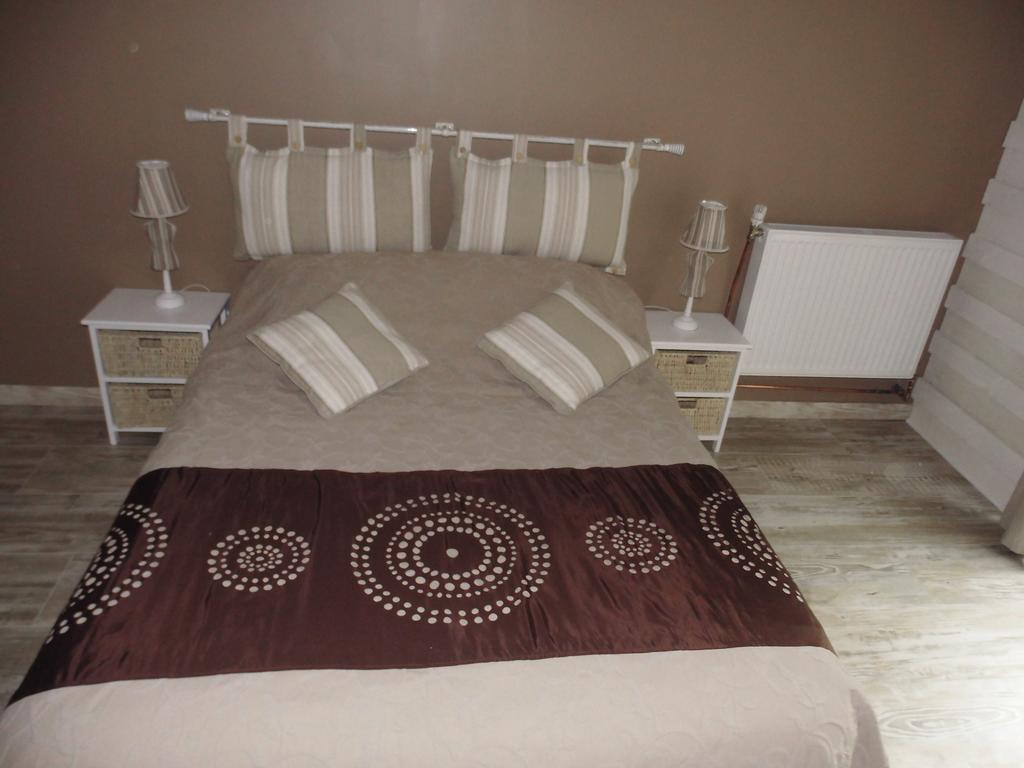 Bed and Breakfast La Demeure Avesnoise Wignehies Exterior foto