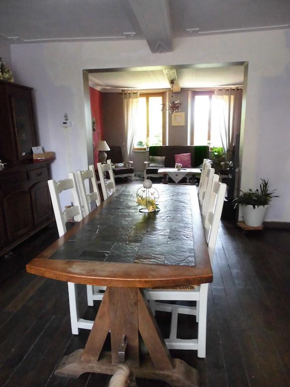 Bed and Breakfast La Demeure Avesnoise Wignehies Exterior foto